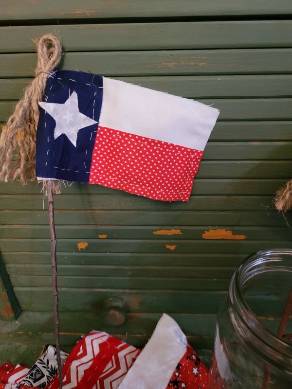 ONE HANDMADE PRIMITIVE TEXAS FLAGS RUSTIC FARMHOUSE BANNER LONE STAR STATE PRIM gallery