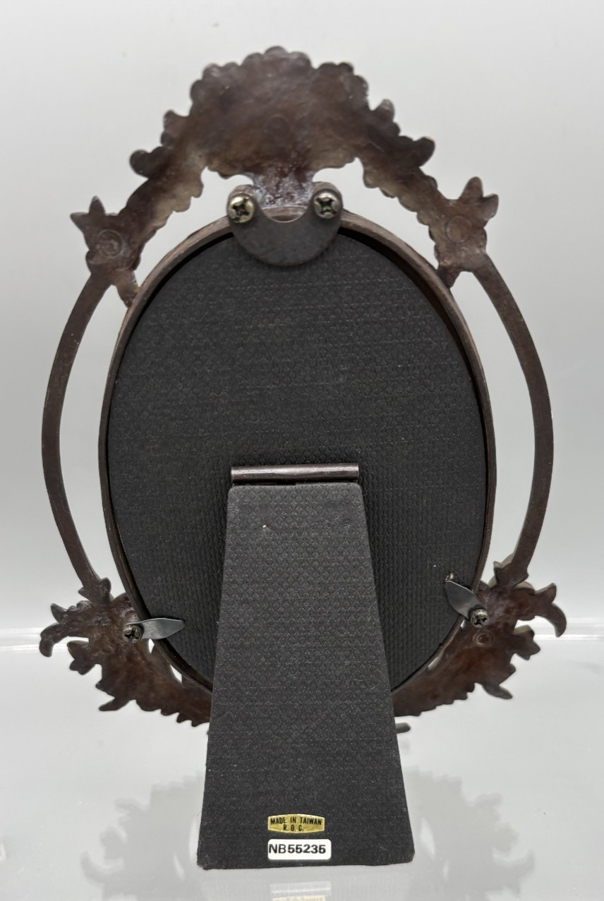 Vintage Photo Picture Frame Fetco 3.5 x 5, 7.25" Tall Metallic Home Decor gallery