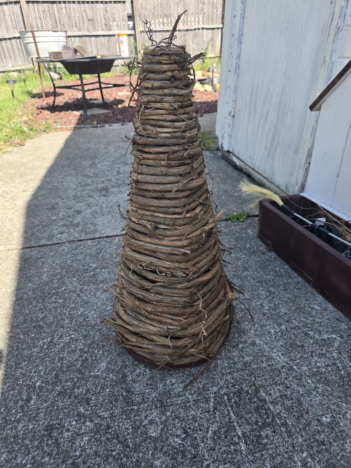 2ft Hand-wrapped Grapevine Tree gallery