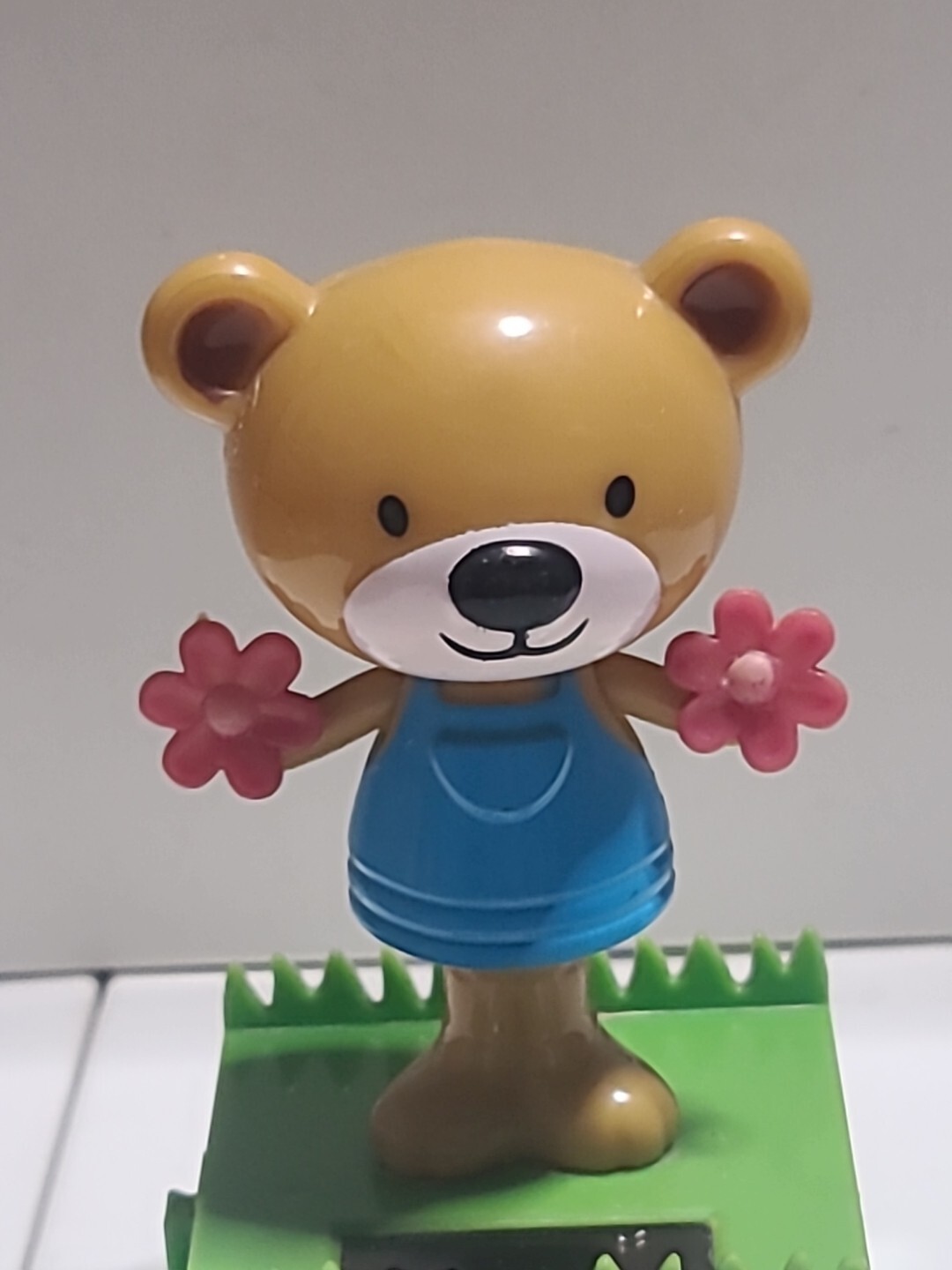 Solar Powered Dancing Bear With Pink Flowers - Good - Fast Shipping gallery