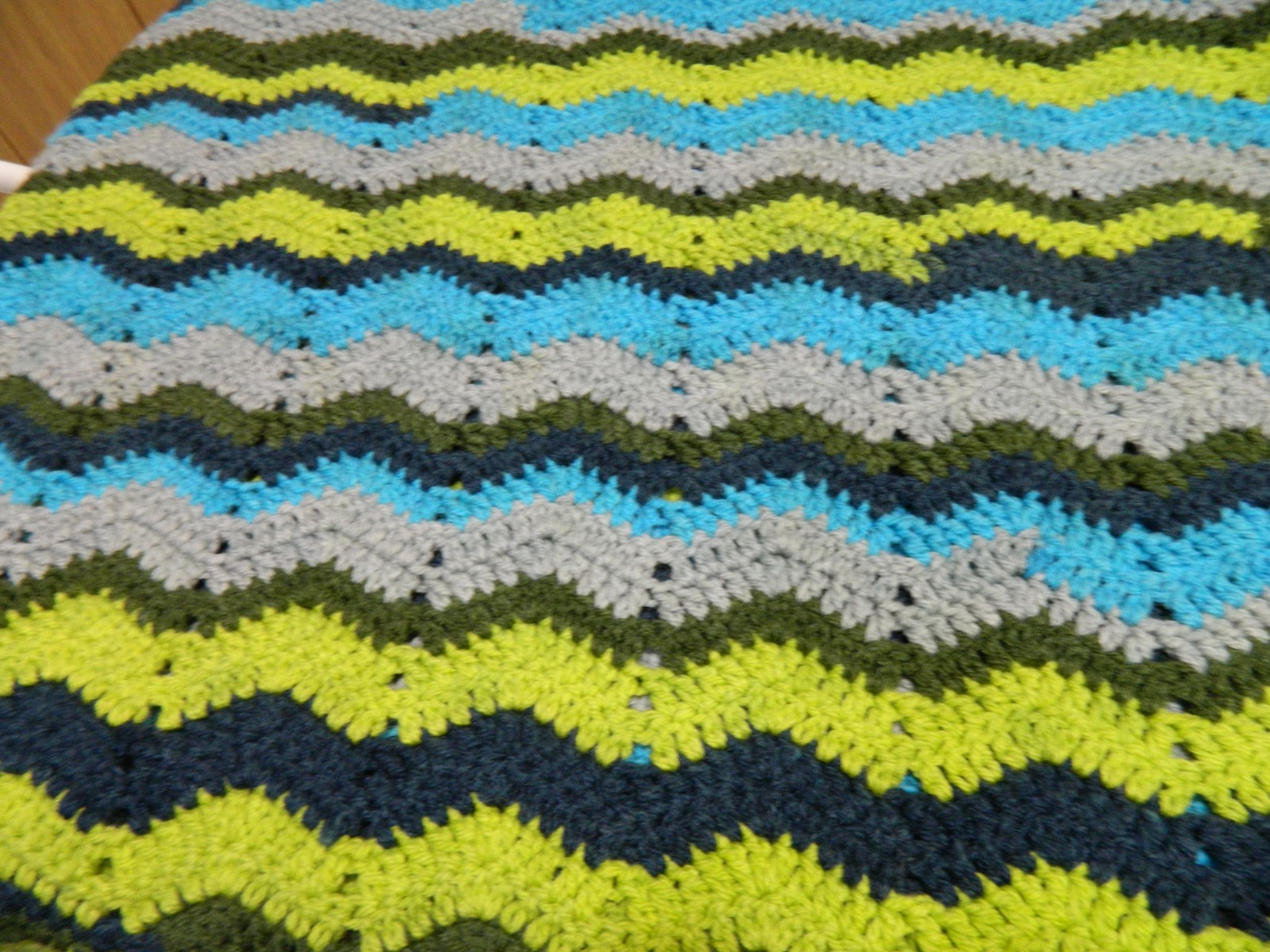 Large Handmade Crochet Afghan, Multi, Chevron or Wavy 60" x 72", New, Unused gallery