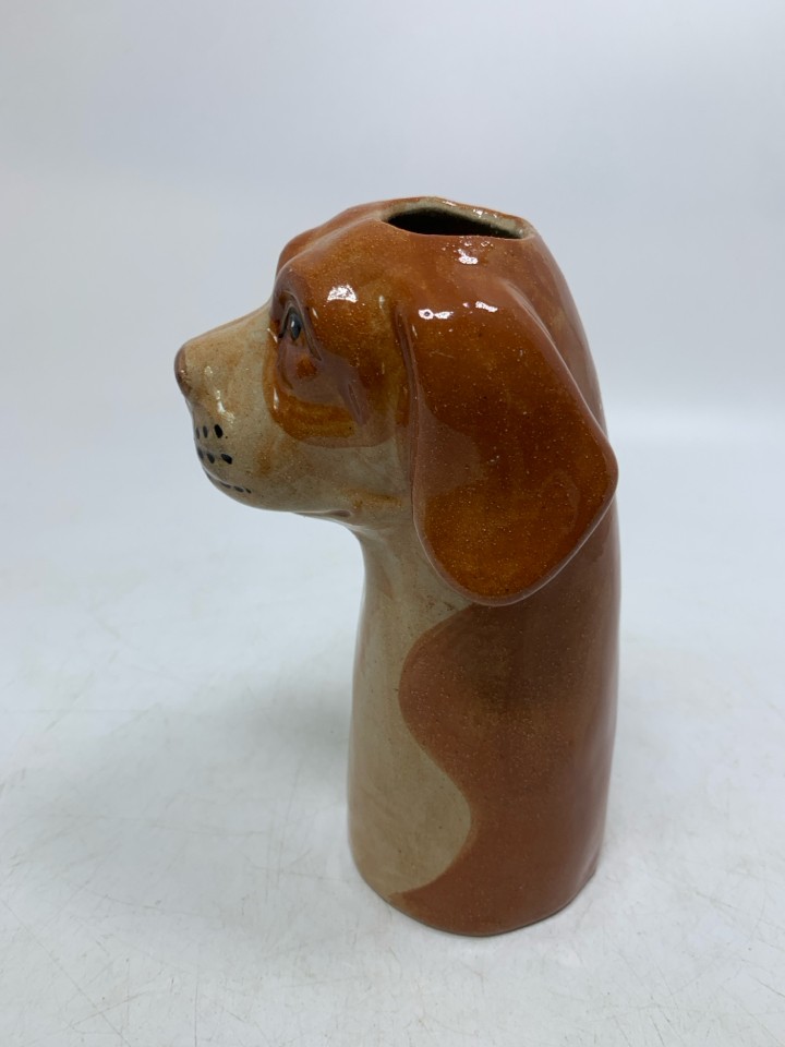 BEAGLE HEAD VASE. gallery