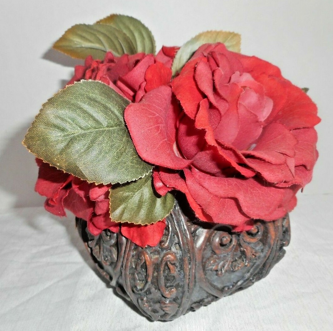 Red Roses Realistic Fabric Petals Target MARKET BAZAAR Scrollwork Brown Vase VTG gallery