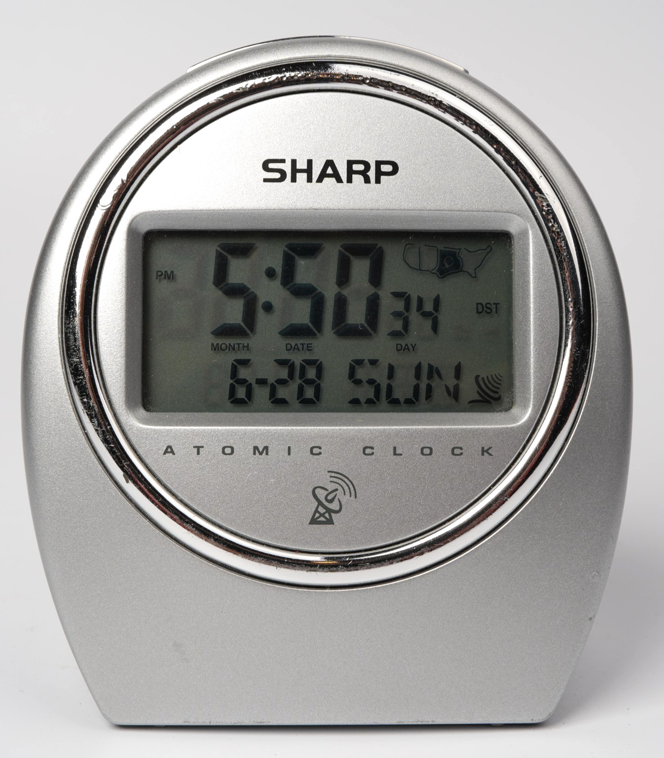 Sharp Atomic Desktop Alarm Clock SPC364 Silver Digital Self Setting Travel Clock gallery