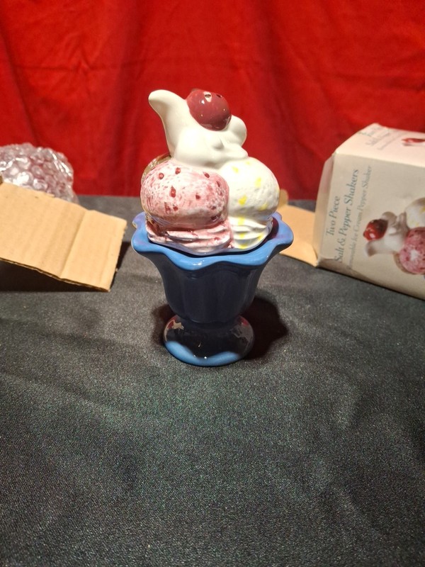 Sakura Hand Painted Stackable Ceramic Ice Cream Sundae Salt & Pepper Shaker Set gallery