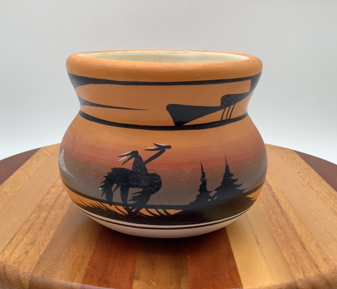 Vintage Southwest Native American Painted Ceramic Pot Mesa Desert Scene - Signed gallery