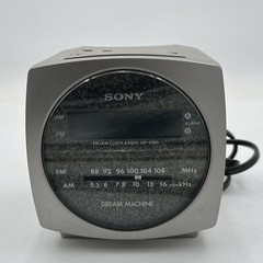 Sony ICF-C160 Dream Machine Cube AM/FM Digital Clock Radio Alarm Silver 1990s