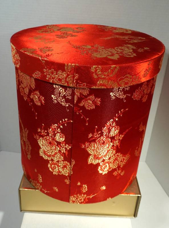 Fabric Covered Storage Hat Box Container With Lid Red Gold 11" Height Oriental gallery