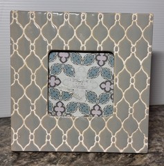 AZZURE HOME GRAY IVORY GEOMETRIC PATTERN 4X4 CERAMIC PHOTO / PICTURE FRAME NEW