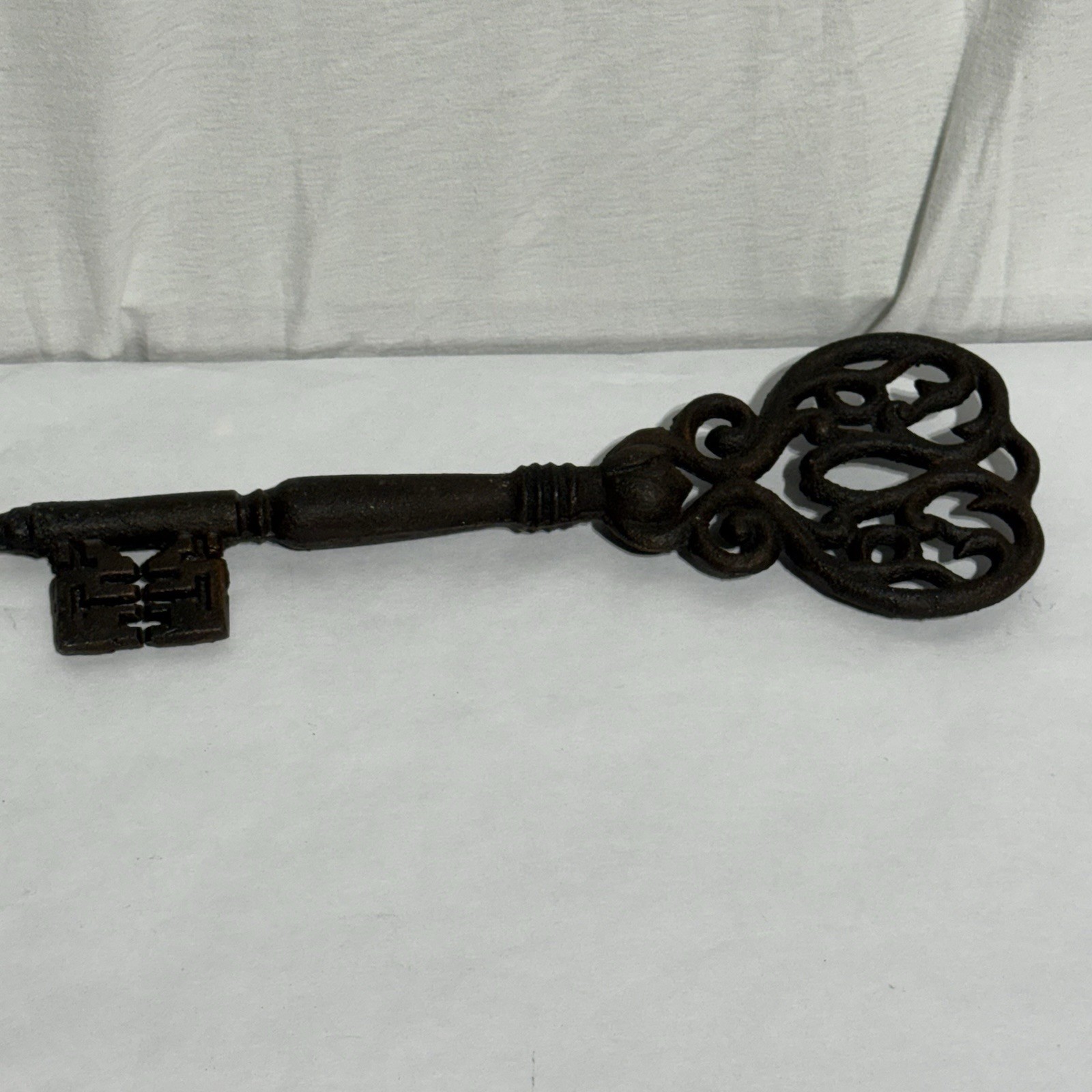 Cast Iron Decorative Rustic Skeleton Key 12” Long Wall Decor 25oz gallery