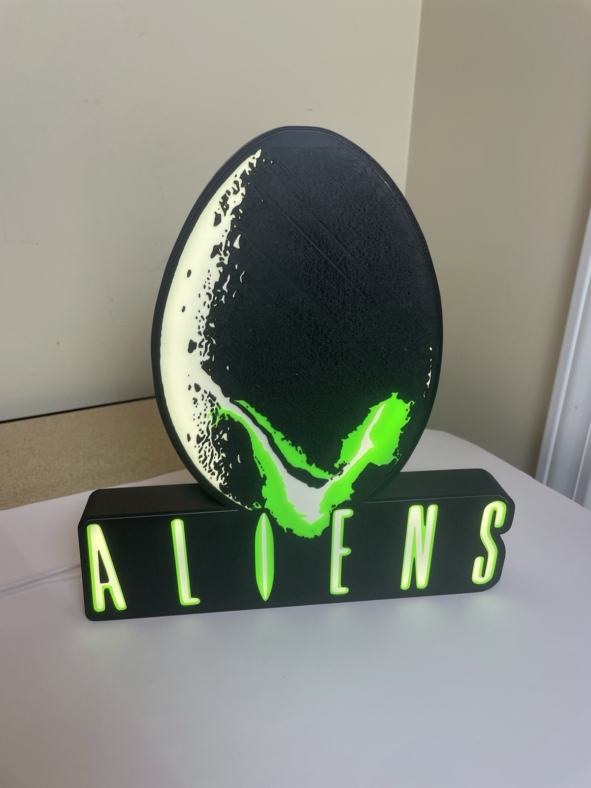 Aliens Light Box Sign gallery