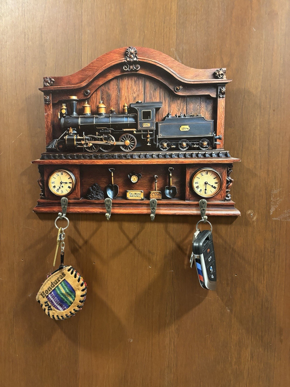 KEY HANGER VICTORIAN STYLE Train Key Hook Wooden Multifunctional Home Key Rack, gallery