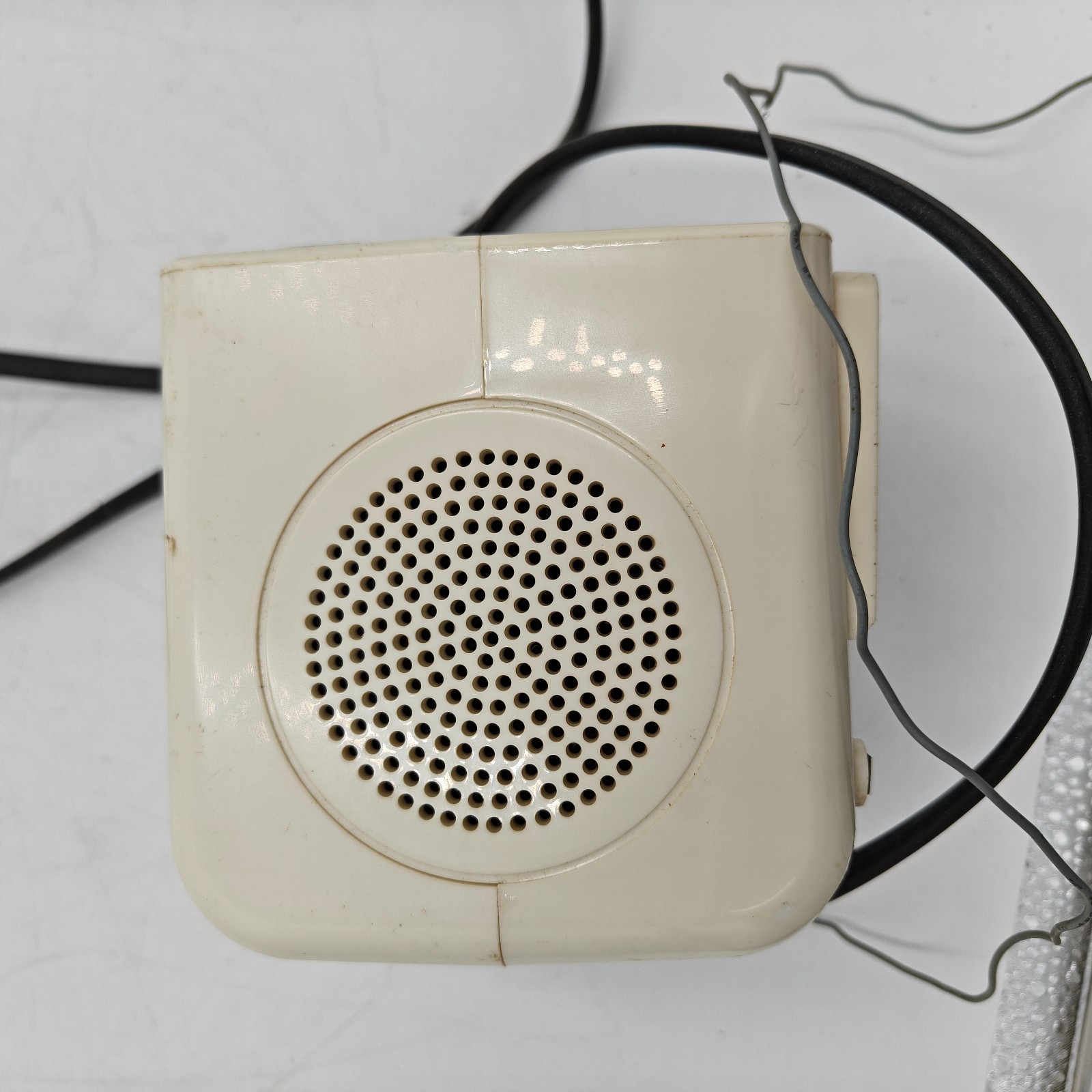 Sony VINTAGE Dream Machine Square Clock Radio ICF-C121 Tested WORKS! Cube! gallery