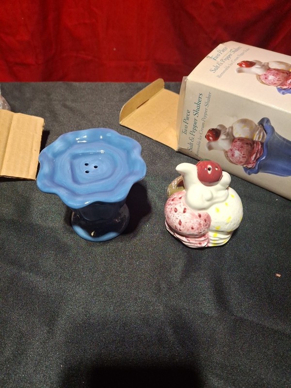 Sakura Hand Painted Stackable Ceramic Ice Cream Sundae Salt & Pepper Shaker Set gallery