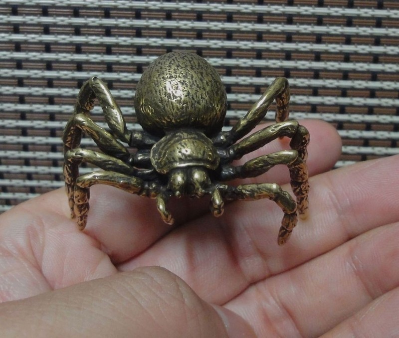 Vintage Solid Brass Spider Figurine Sculpture Paperweight for Home Decor gallery