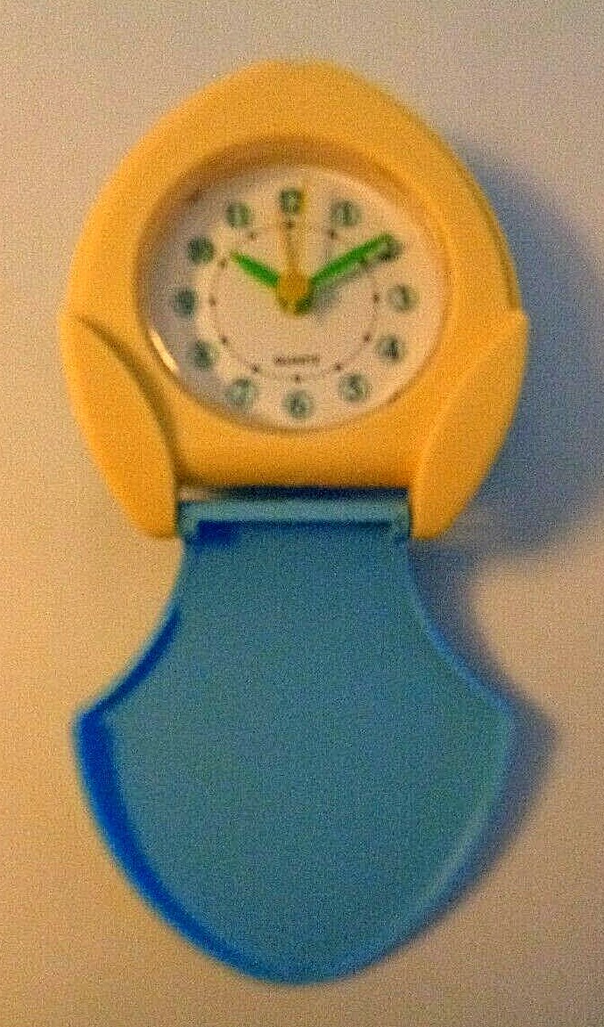 Quartz Alarm Clock * Folding * Yellow Face & Blue Body * 3 AA Batteries gallery