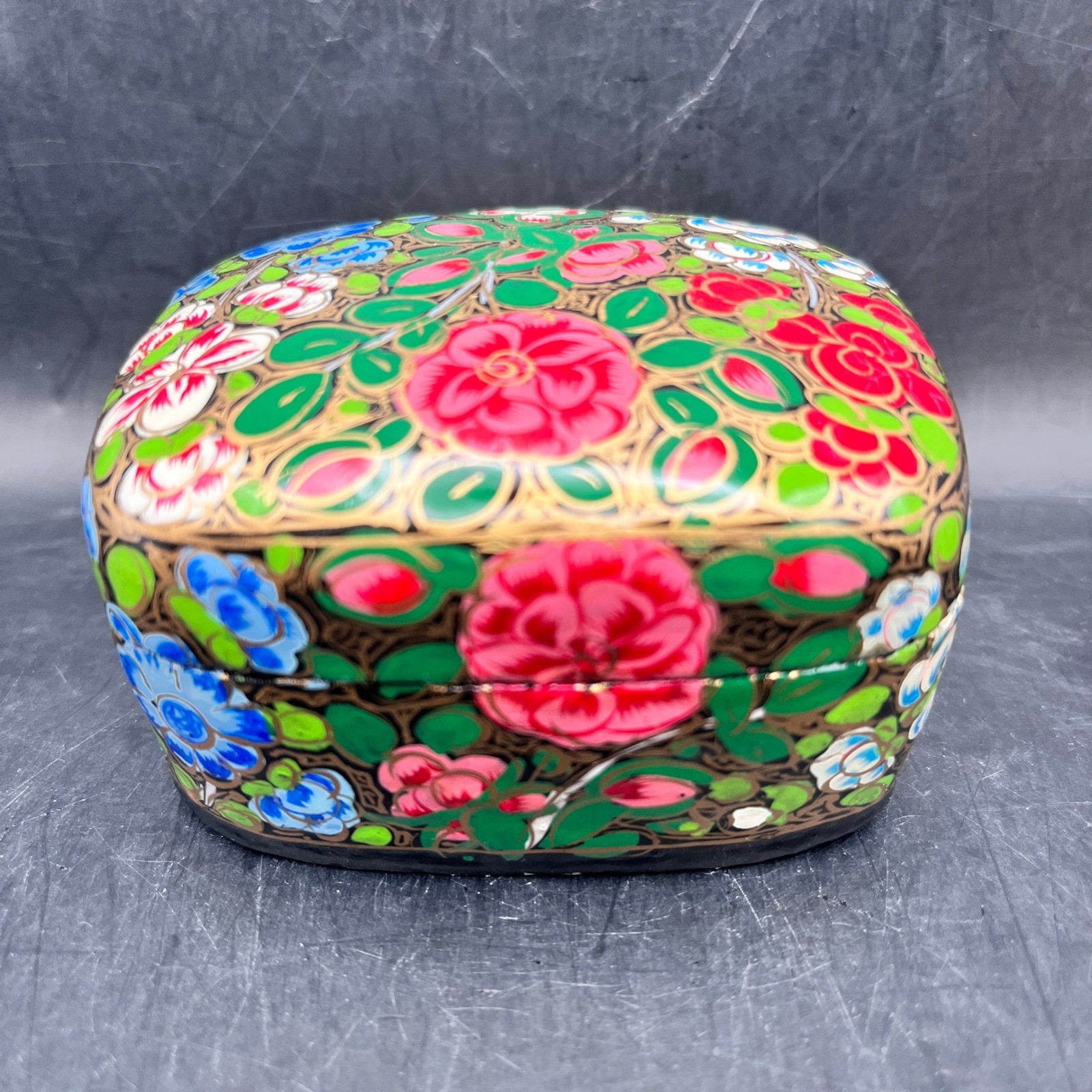 Vtg Kashmiri Hand Painted Lacquered Papier Mache Floral Trinket Box Jewelry 3" gallery