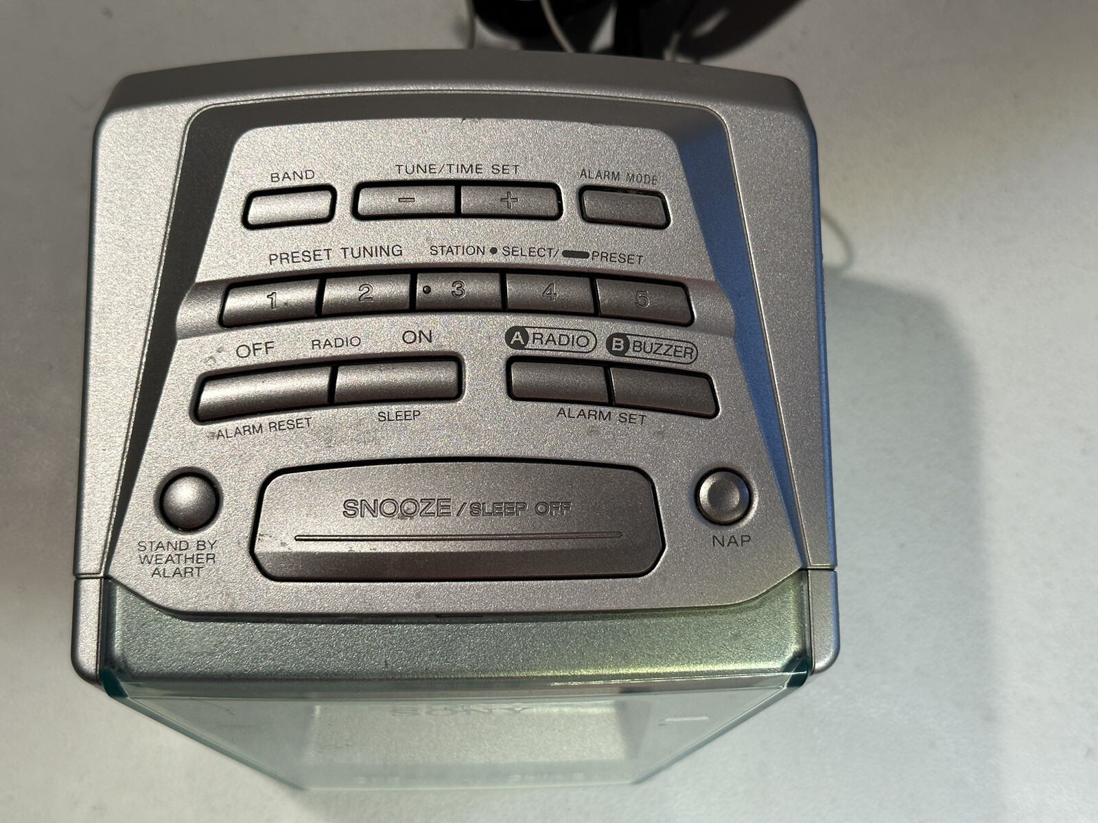 Sony Dream Machine Model ICF-C153V 4 Band AM/FM Alarm Clock Radio B1 gallery