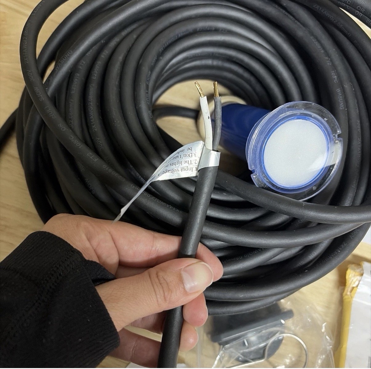 1.5 Inch Pool Light for Inground Pool with 100 Foot Cord - Life-Bulb gallery
