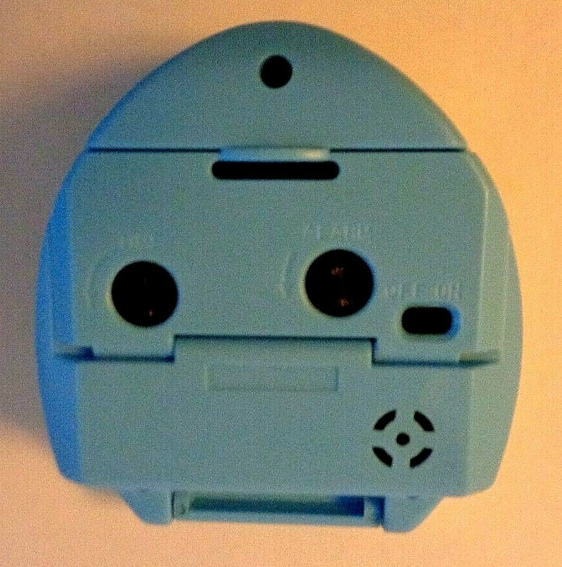 Quartz Alarm Clock * Folding * Yellow Face & Blue Body * 3 AA Batteries gallery