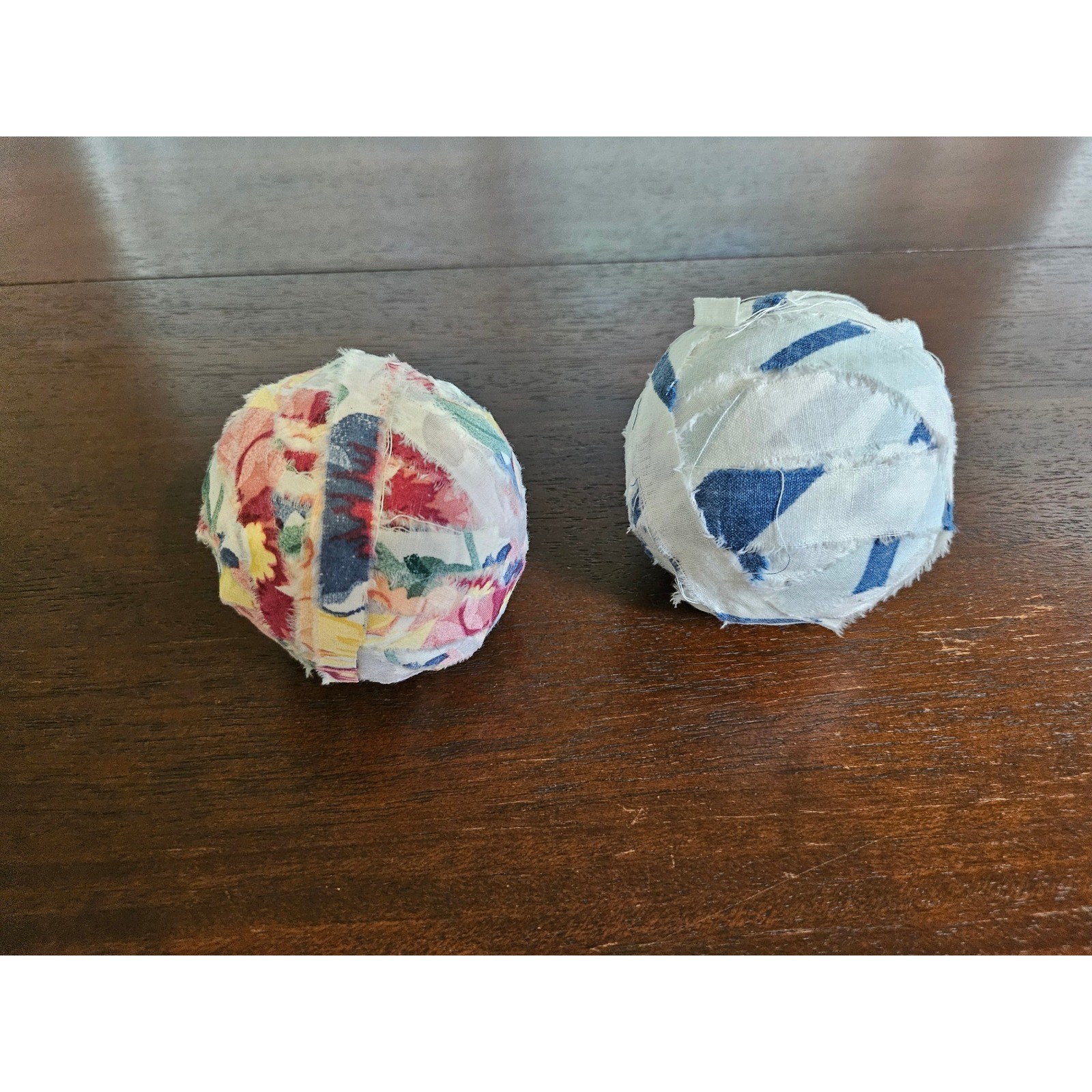 Decorative Rag Balls Unisex OS Multicolor Blue Farmhouse Primitive 2pc gallery