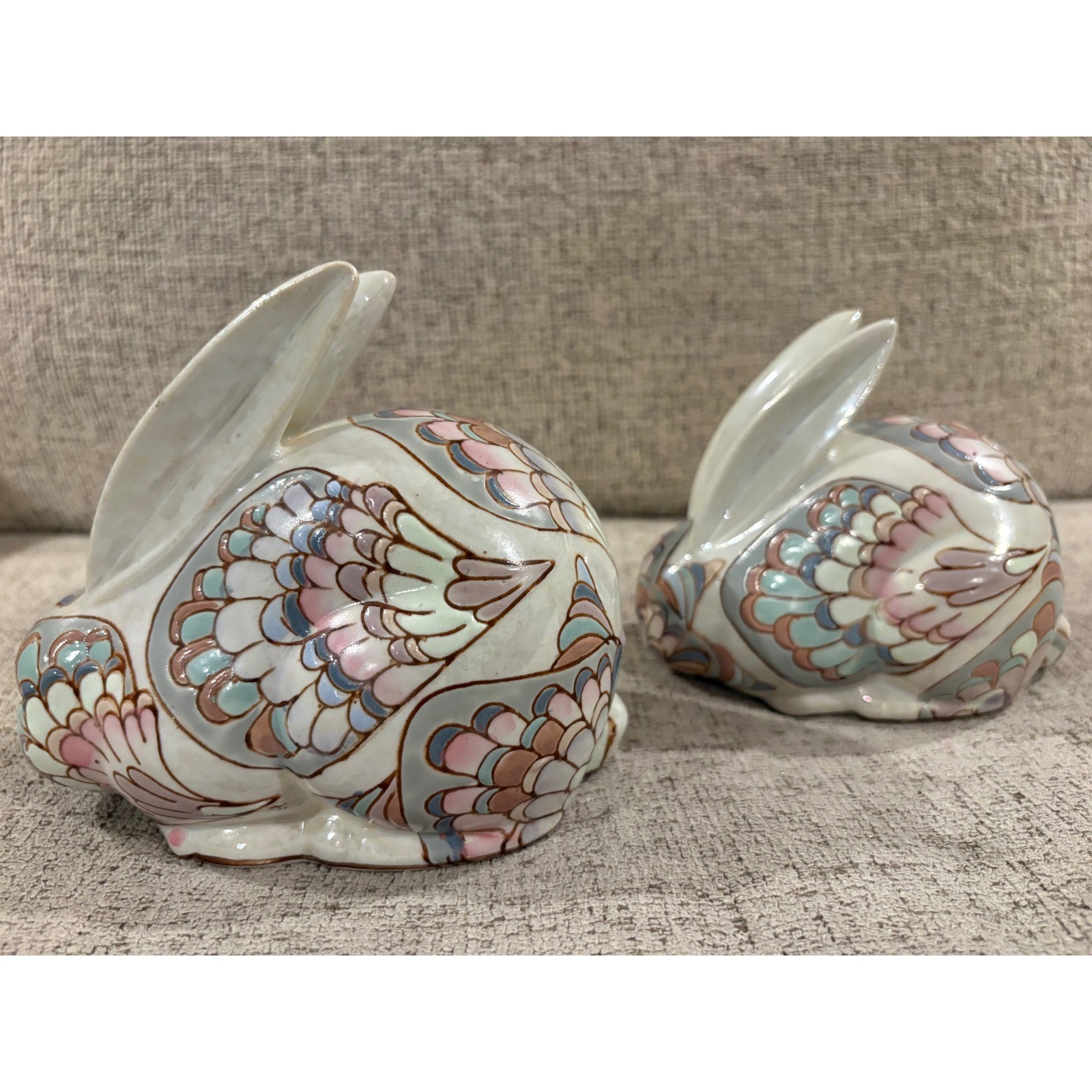 Vintage Macau Ceramic Bunny Rabbit Figurines Pastel Scalloped Pair Easter Decor gallery