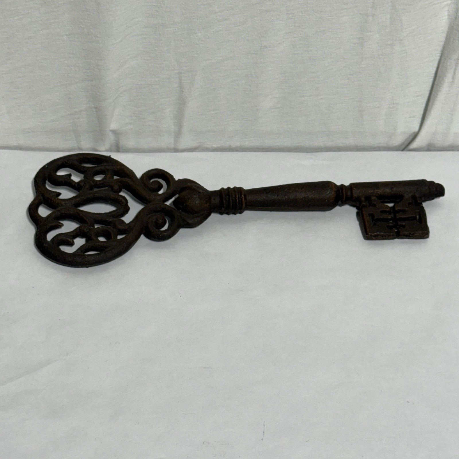 Cast Iron Decorative Rustic Skeleton Key 12” Long Wall Decor 25oz gallery
