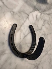 Welded Horseshoe Hooks – Rustic Charm