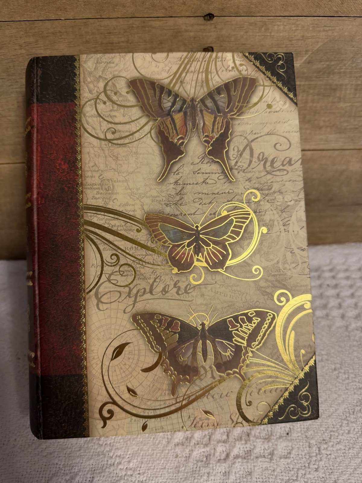 Pooch & Sweetheart Nesting Book Box Butterfly Dreams 81332 Med Punch Studio gallery