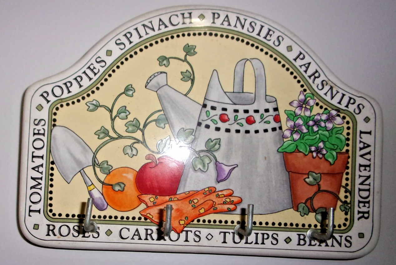 VINTAGE Ceramic VEGETABLE Key Rack Holder Designs 4 KEY RINGS GARDEN SCENE 8" gallery