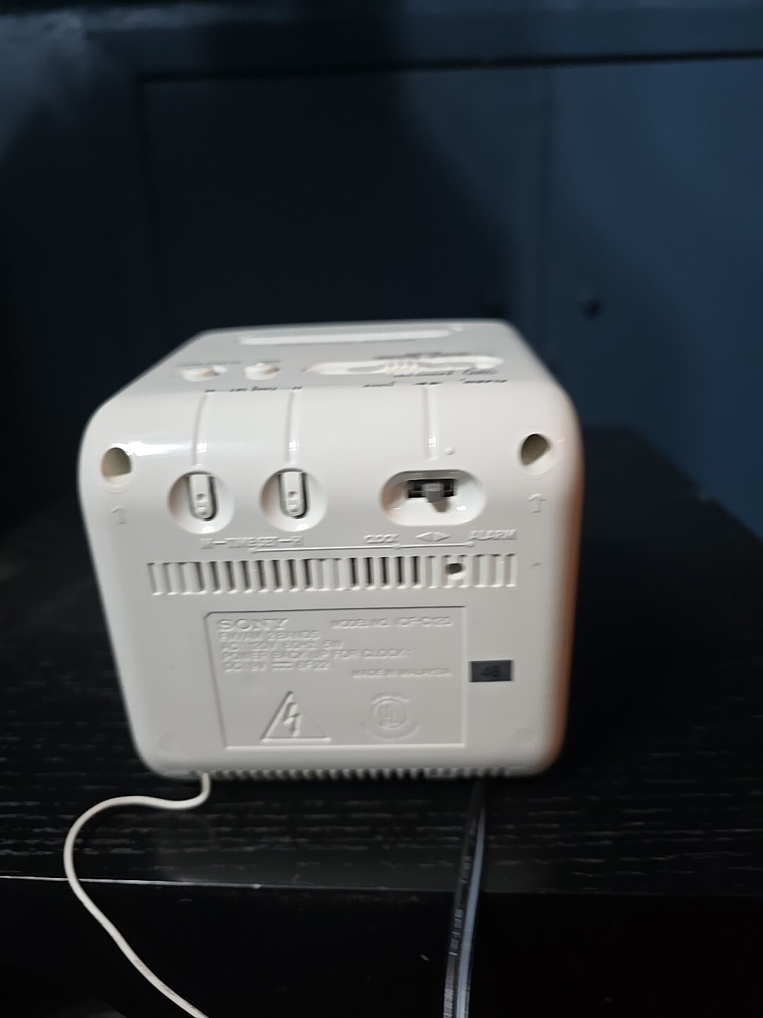 sony icf-c120 gallery