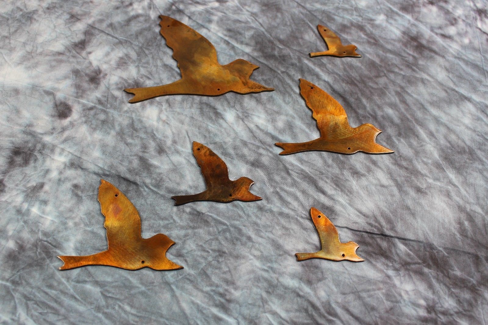 Flying Birds Copper/Bronze right facing Metal Wall Decor 2" x 2" to 4" x 6 in gallery