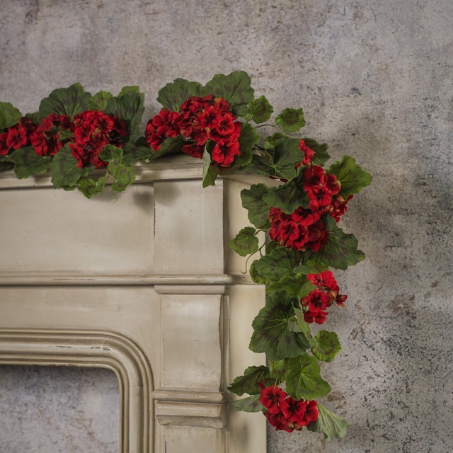 New Primitive RUSTIC GERANIUM GARLAND Red Floral Swag Vine 6ft. gallery
