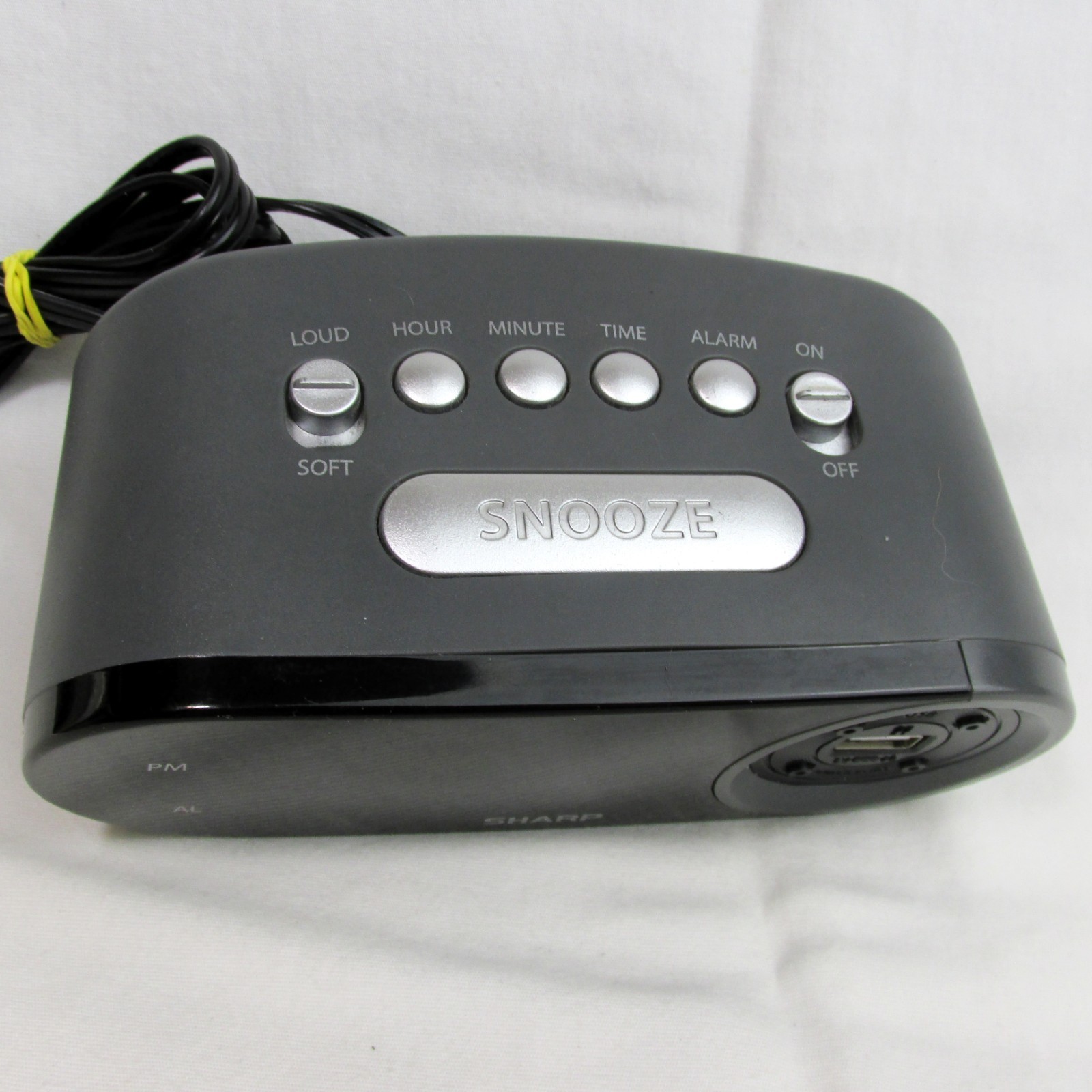 Sharp Digital Alarm Clock High-Speed USB Charging Port For Phones Tablets SPC547 gallery