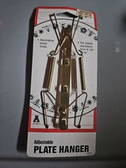 Adjustable Plate Hanger Brass Plated Plate Hangers for Wall