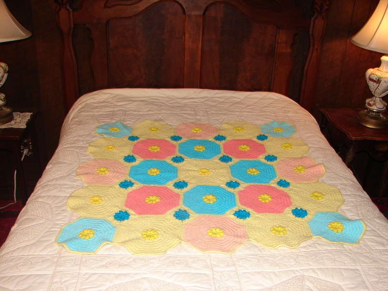 Afghan Handmade Handcrafted Floral with Multi-Color Crochet Sofa or Bed Throw gallery