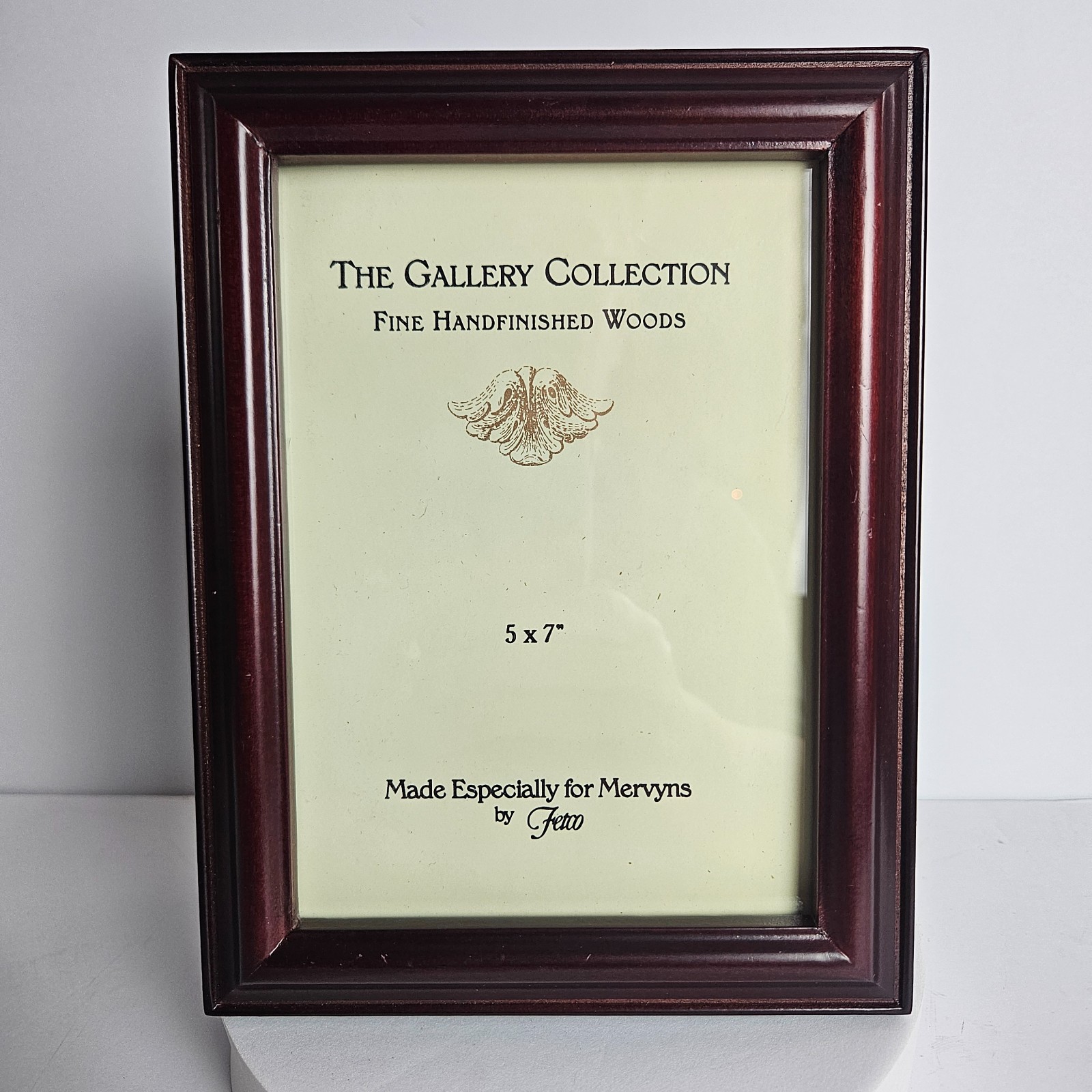 Fetco Wood Picture Frame 5x7 Mervyns Gallery Collection Mahogany Tone Table Wall gallery