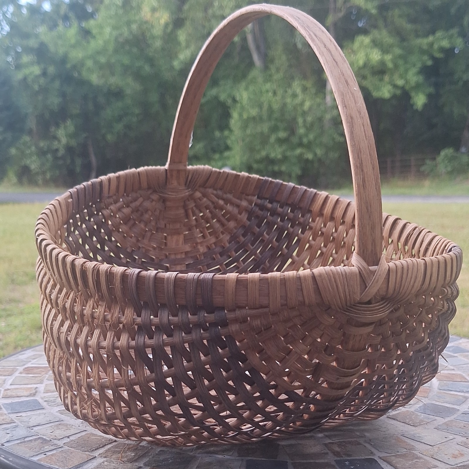 Brown Oval Wicker Basket w/ Handle, Rustic Country, Medium 15 Qt Indoor gallery